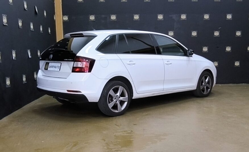 SKODA RAPID SPACEBACK AMBITION