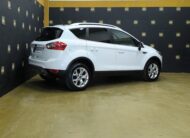 FORD Kuga 4WD TREND