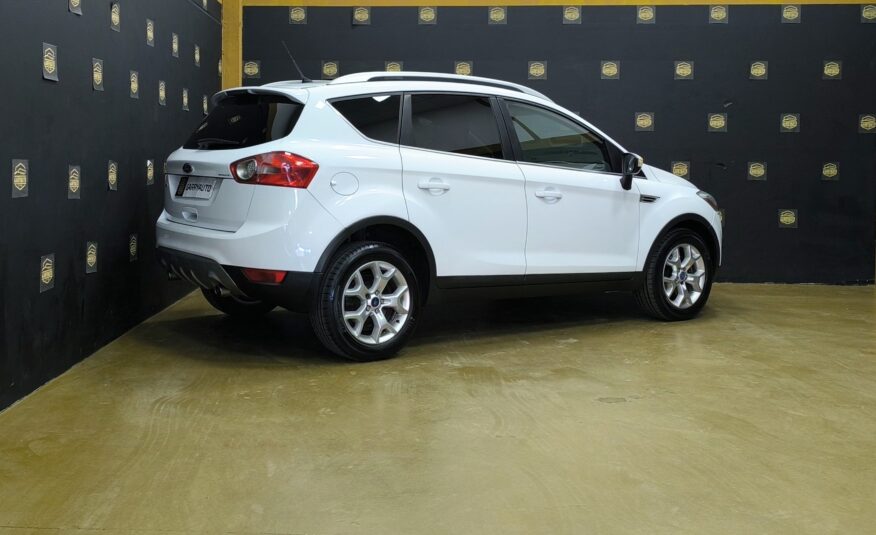 FORD Kuga 4WD TREND