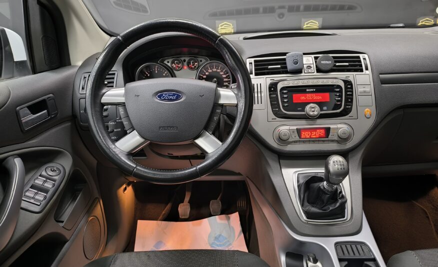 FORD Kuga 4WD TREND