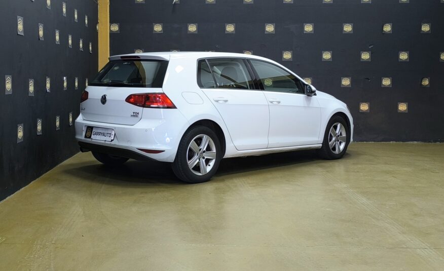 VOLKSWAGEN GOLF VII ADVANCE BLUEMOTION