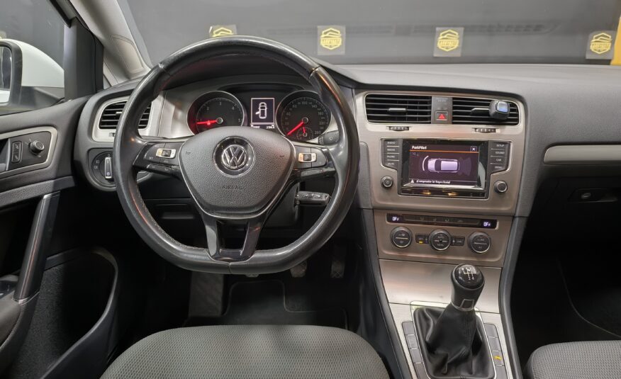 VOLKSWAGEN GOLF VII ADVANCE BLUEMOTION